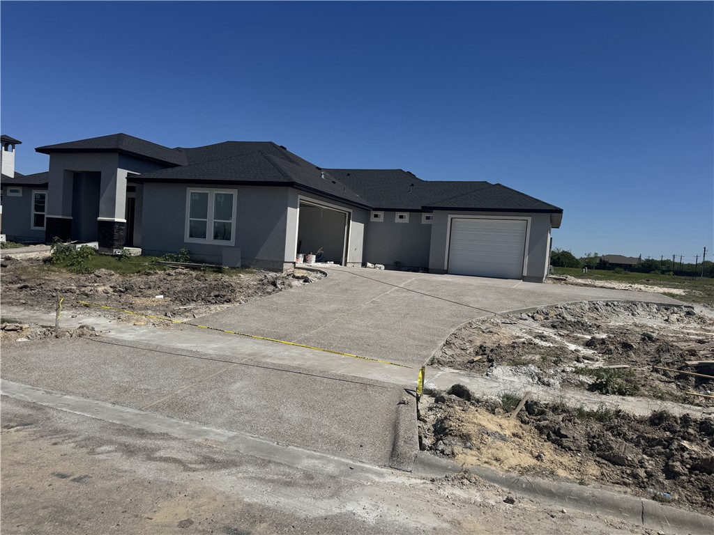 2110 Sera Property Photo 2