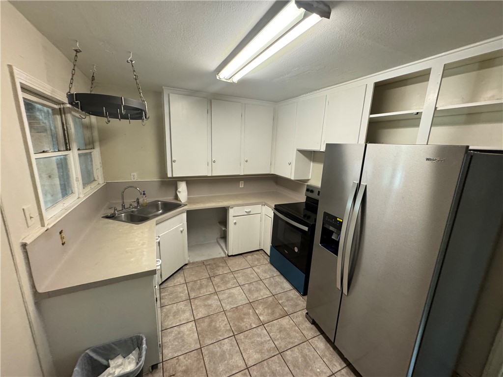 401 Homecrest St Property Photo 11