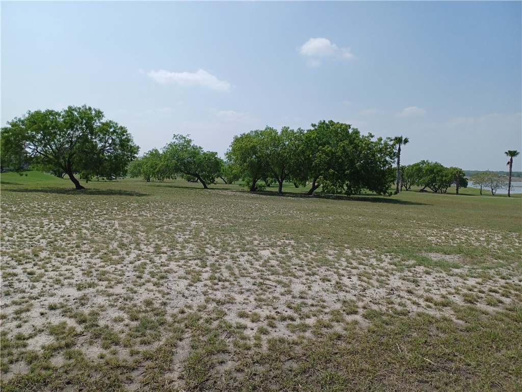000 Nakishwana Circle Property Photo 2