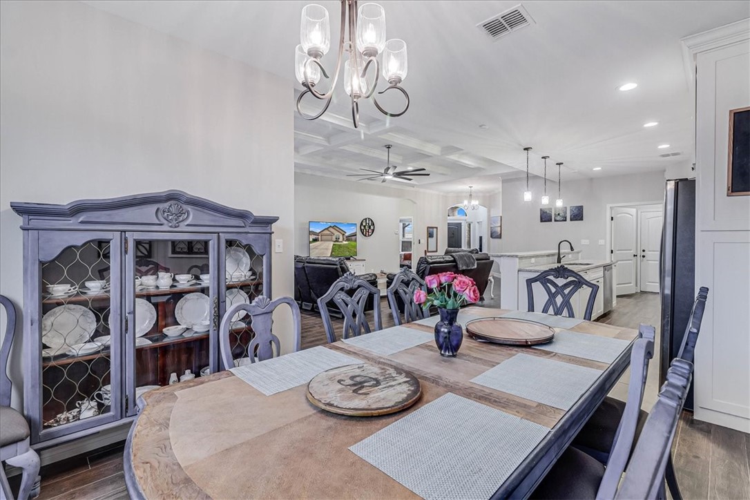 3833 Pennine Way Property Photo 14