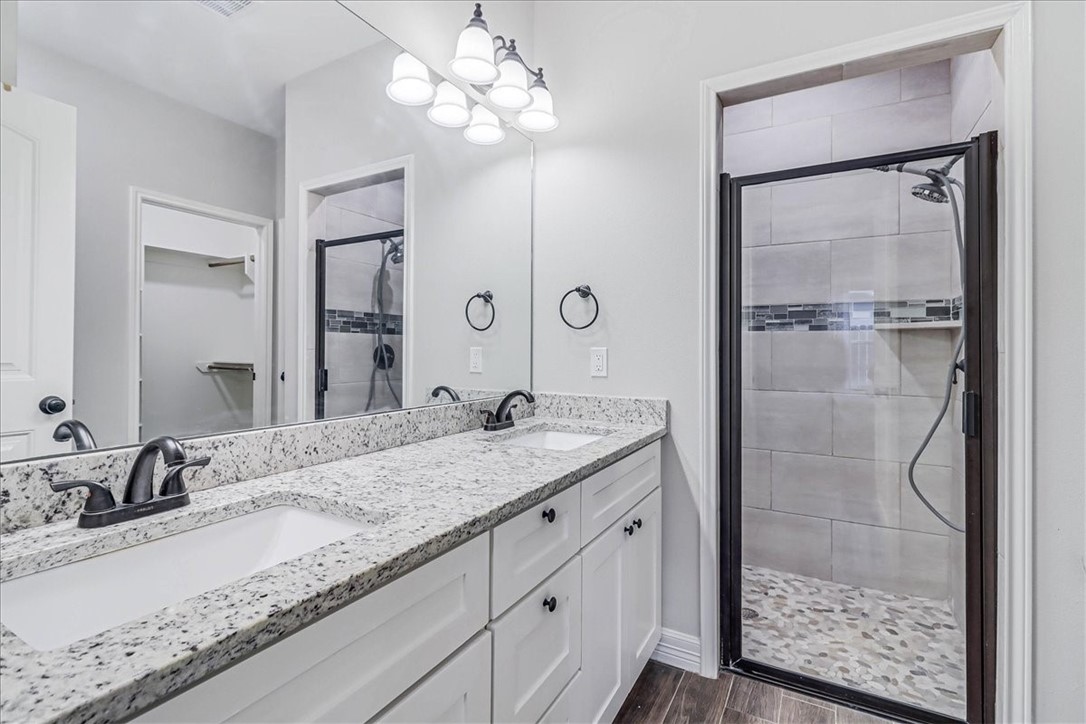 3833 Pennine Way Property Photo 23