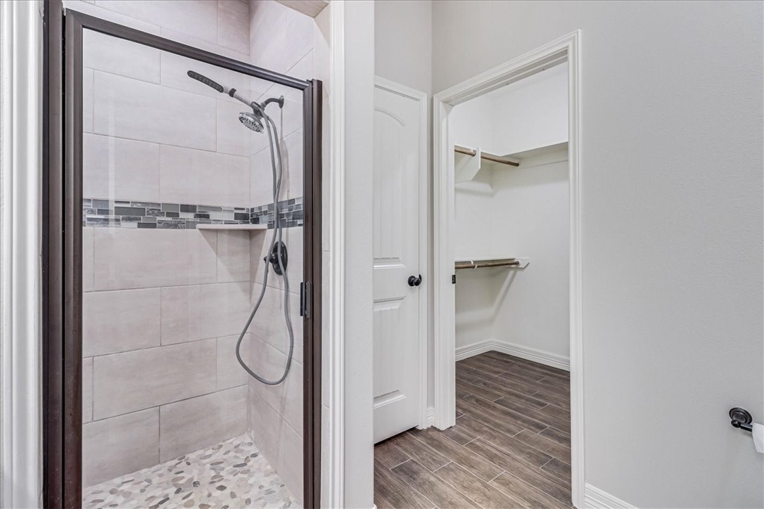 3833 Pennine Way Property Photo 24