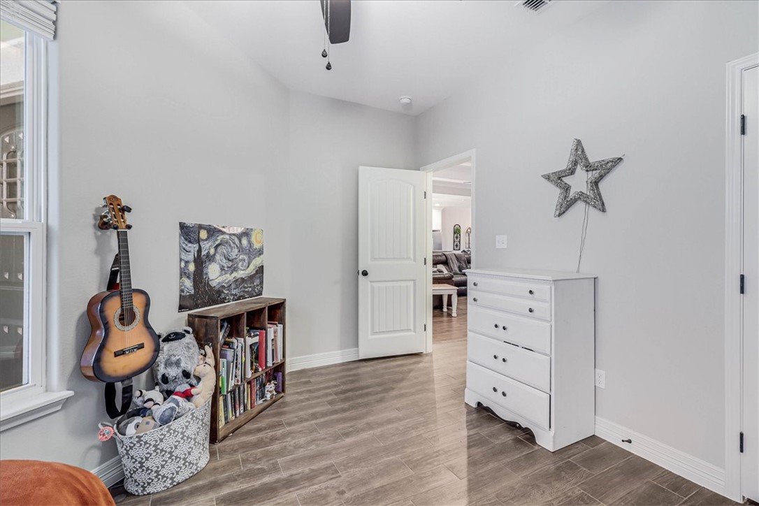 3833 Pennine Way Property Photo 34