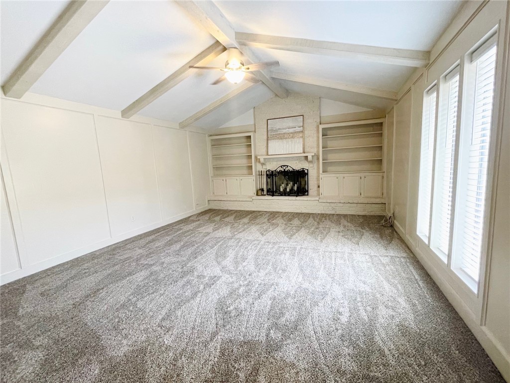 1515 Crestview Dr Property Photo 4
