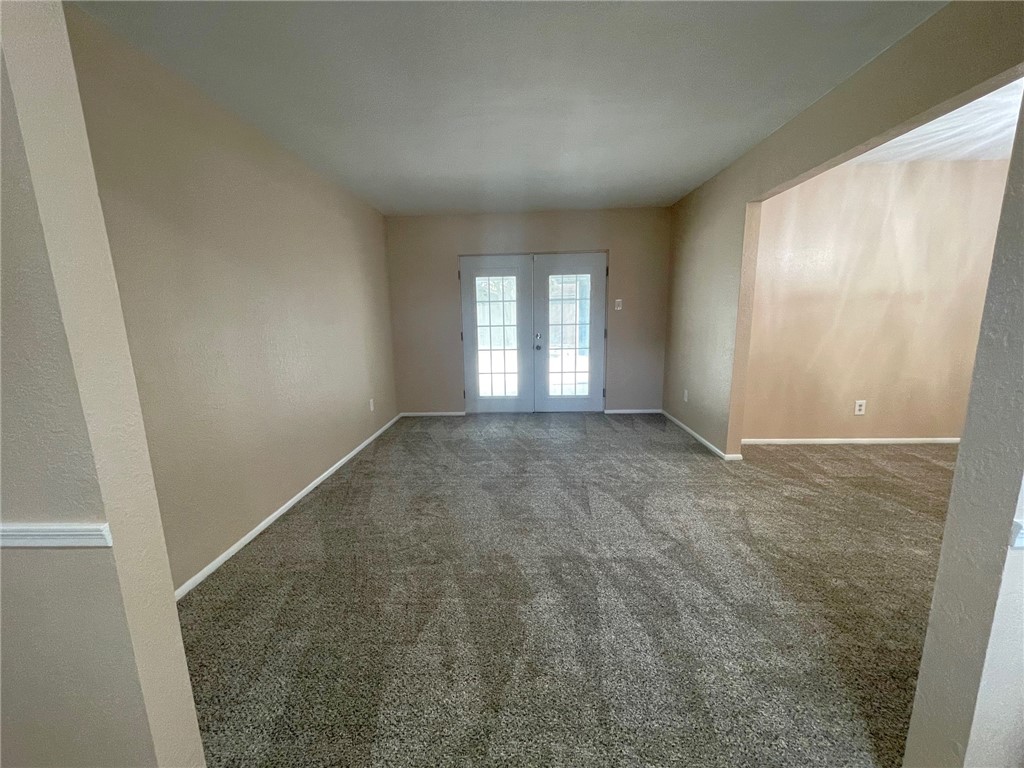 1515 Crestview Dr Property Photo 16