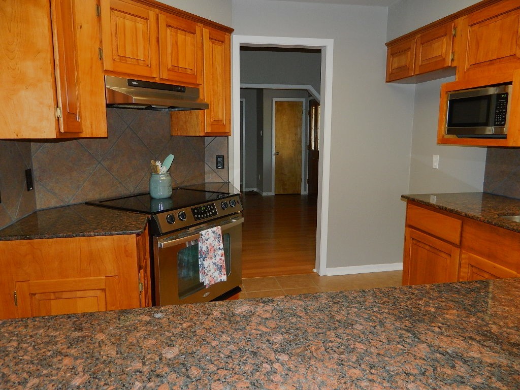 2333 Willow Dr Property Photo 11