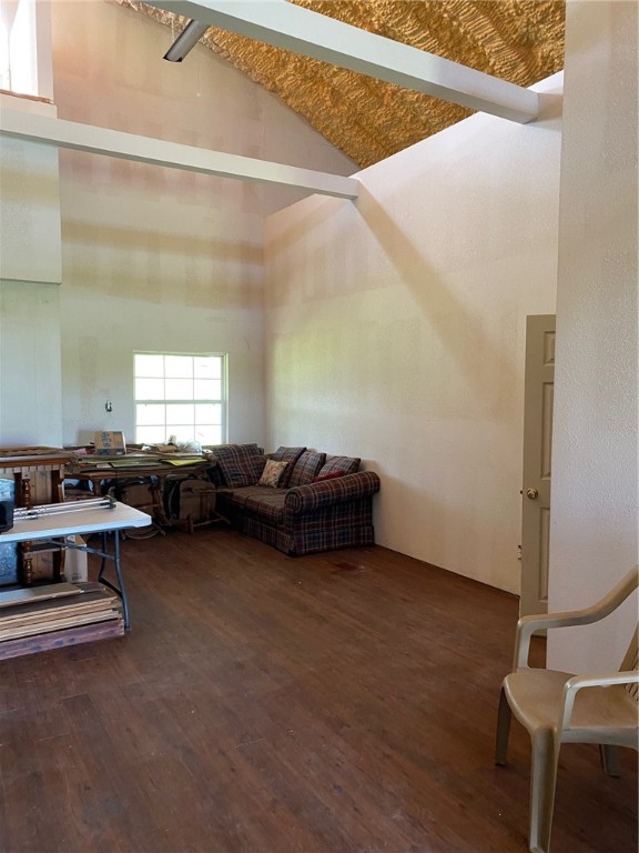 200 Cliff Road Property Photo 16