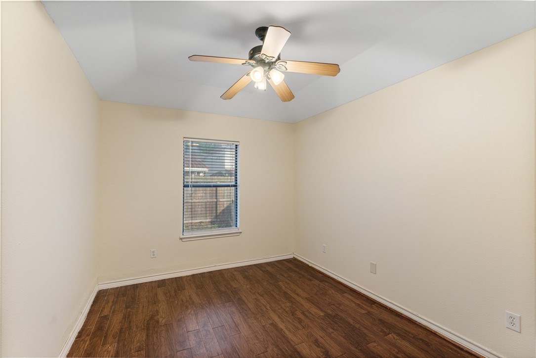 7918 Mitra Pkwy Property Photo 15