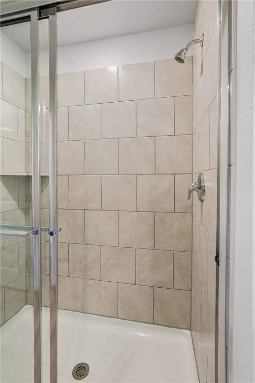2642 Excelsior Blvd Property Photo 24