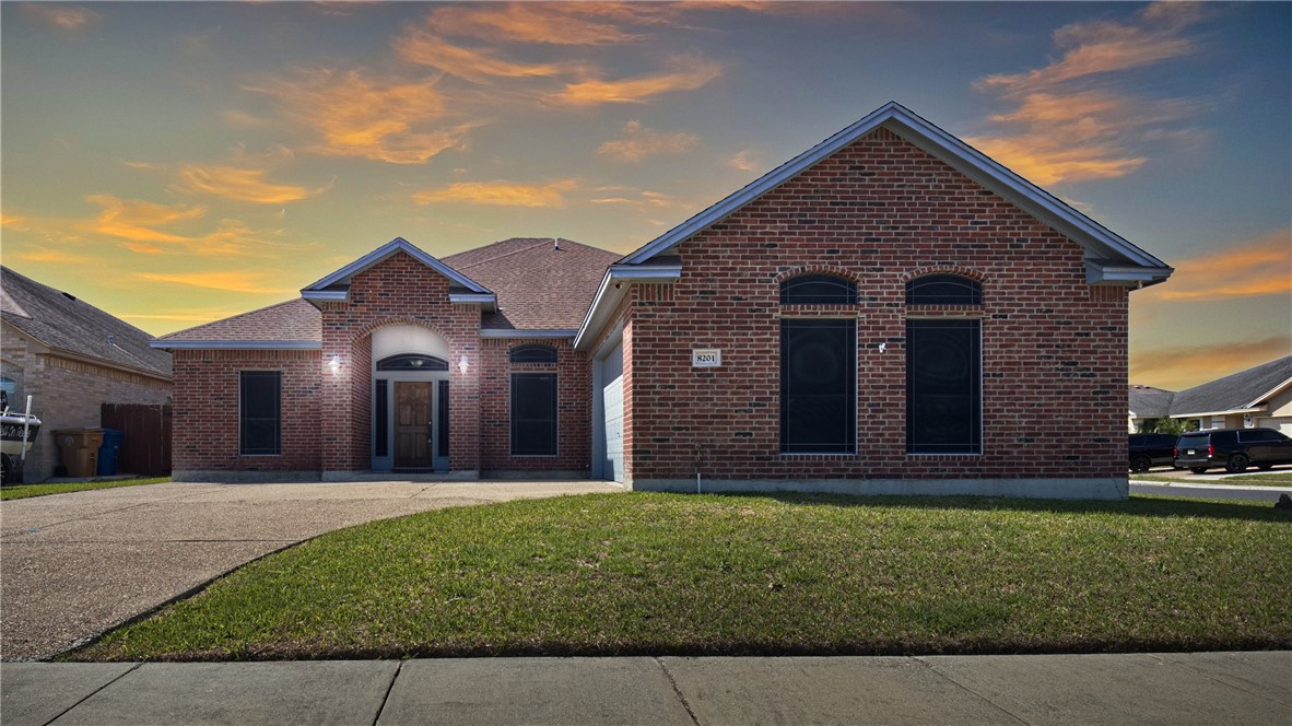 8201 Azimuth Ct Property Photo 3