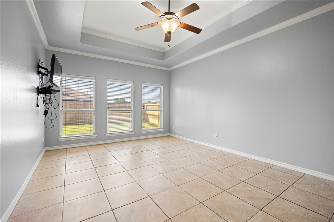 8201 Azimuth Ct Property Photo 13
