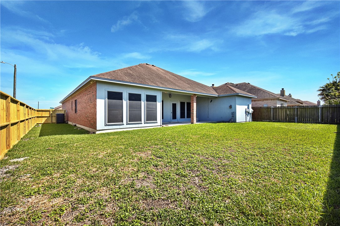 8201 Azimuth Ct Property Photo 26