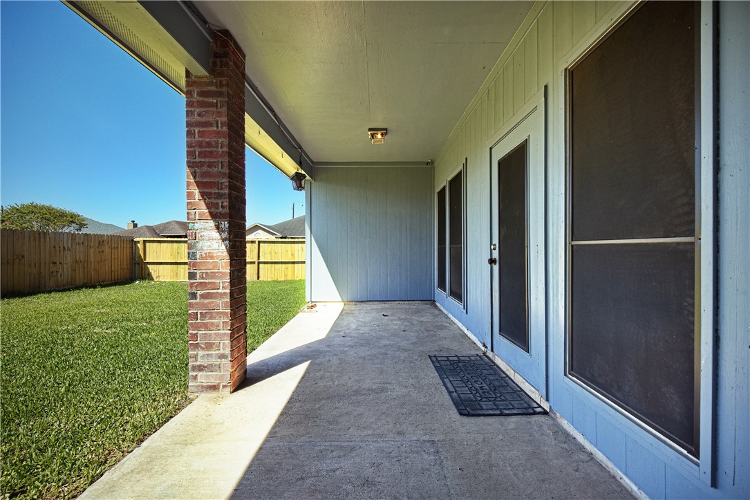 8201 Azimuth Ct Property Photo 27