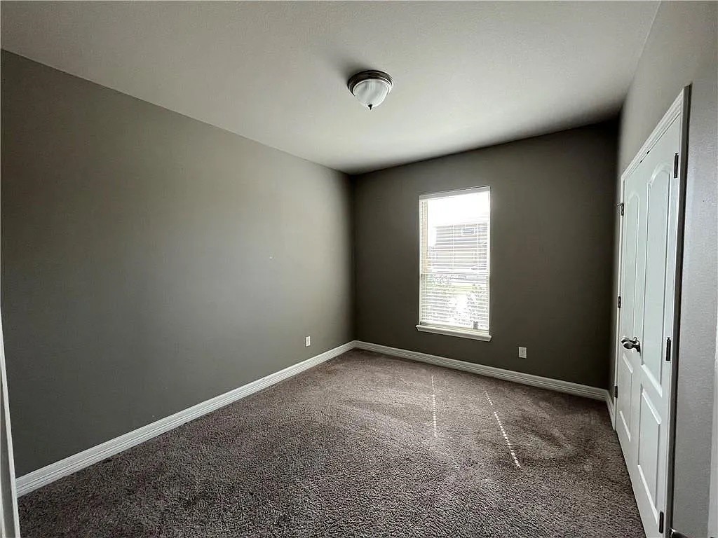 2229 Ruby Dr Property Photo 15