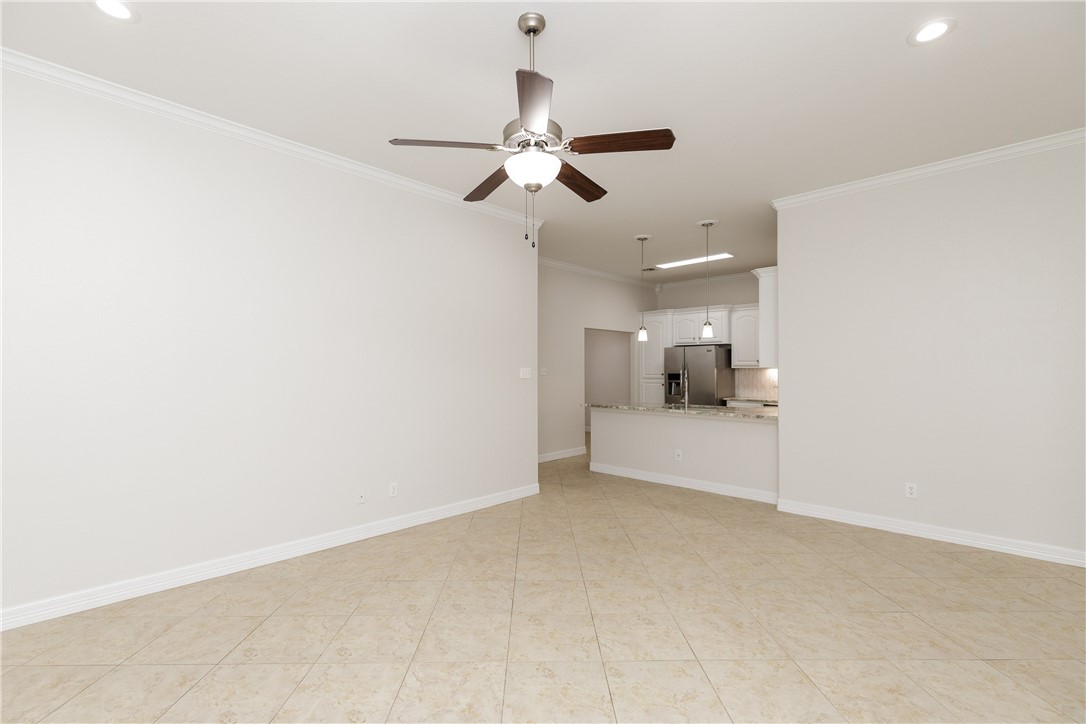 4750 Grand Junction Dr 25 Property Photo 18