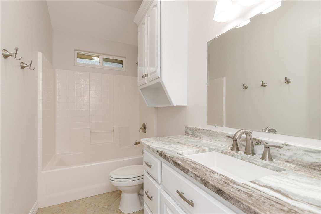 4750 Grand Junction Dr 25 Property Photo 32