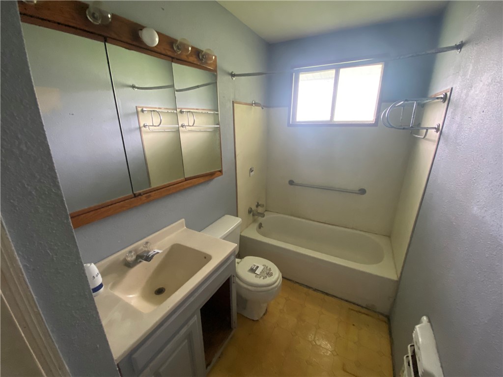 4818 Janssen Dr Property Photo 12