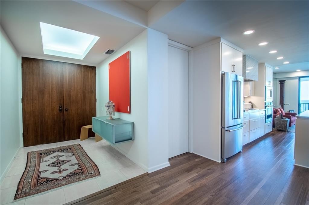 4500 Ocean Dr 2-c Property Photo 4