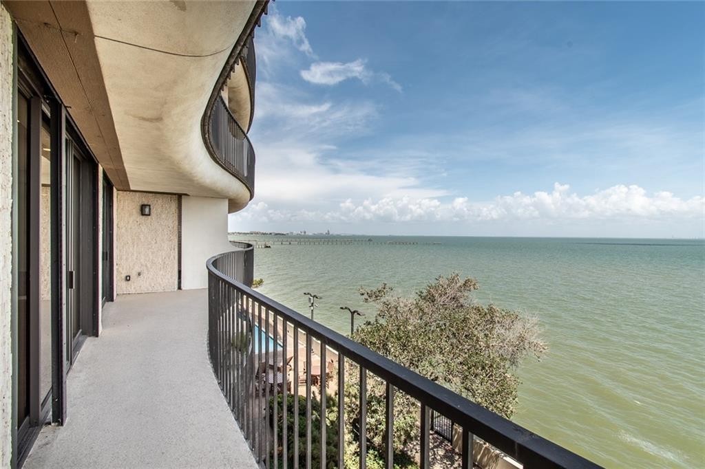 4500 Ocean Dr 2-c Property Photo 32