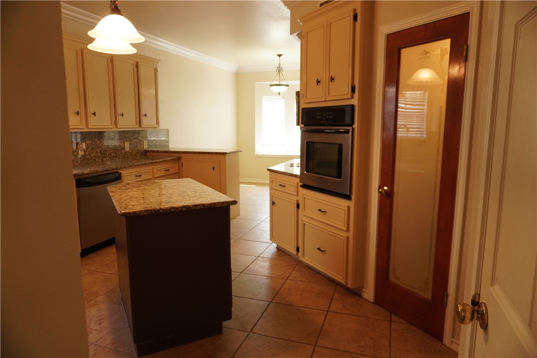 6417 Marans St Property Photo 11