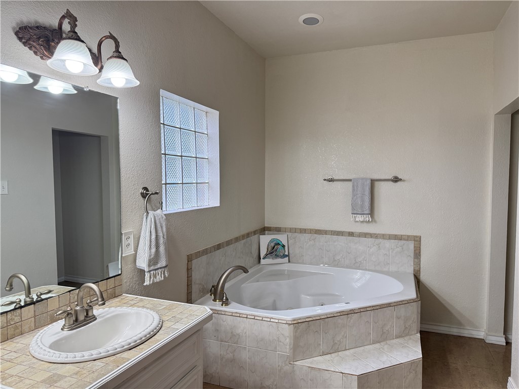 6417 Marans St Property Photo 23