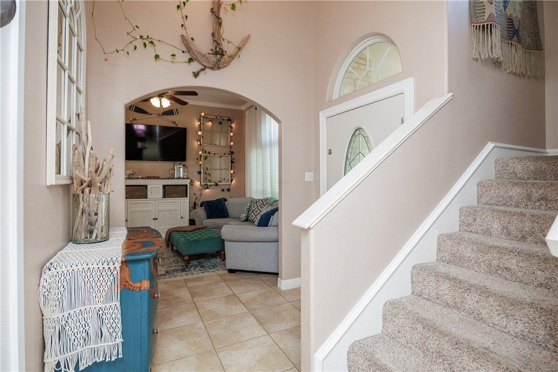 4114 Cross River Dr Property Photo 4