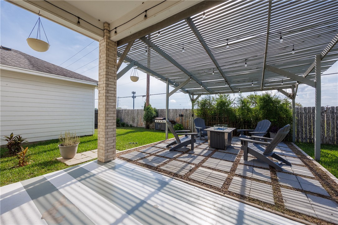 4114 Cross River Dr Property Photo 31