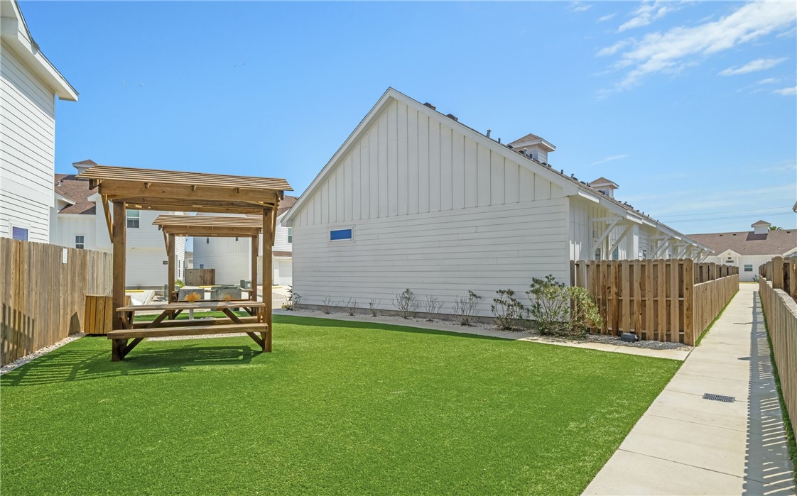 15101 Boca Grandi Dr Property Photo 14