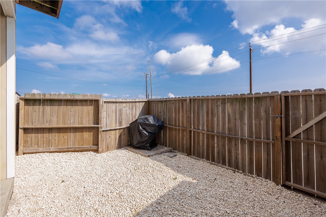 14902 Packery View Property Photo 4