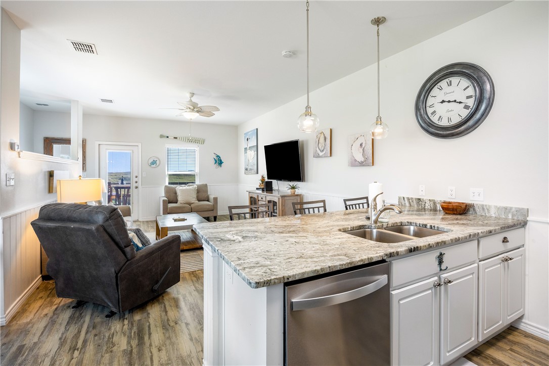 14902 Packery View Property Photo 8
