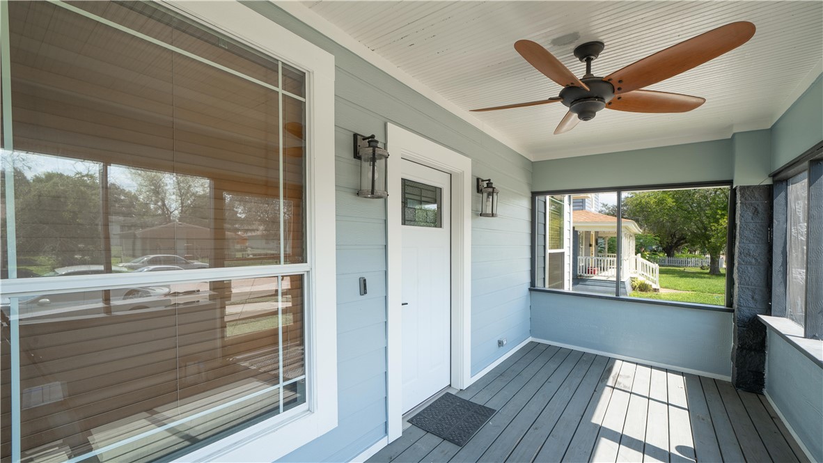 418 W Lee Ave Property Photo 5
