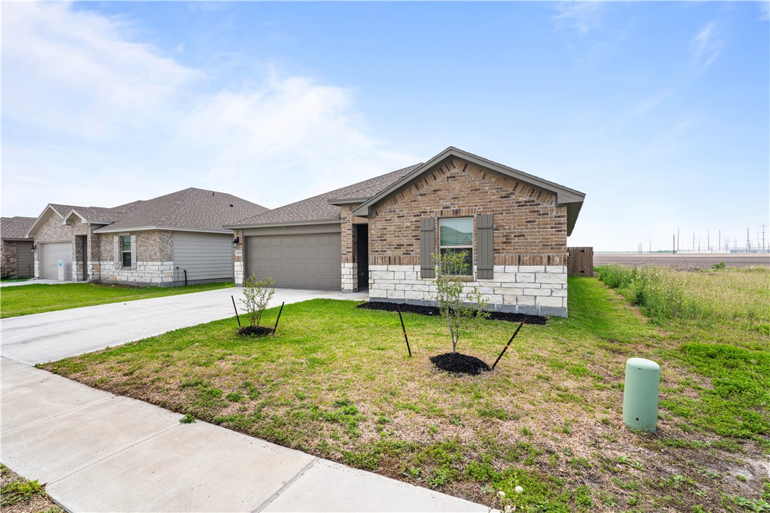 12033 Drogo Dr Property Photo 3