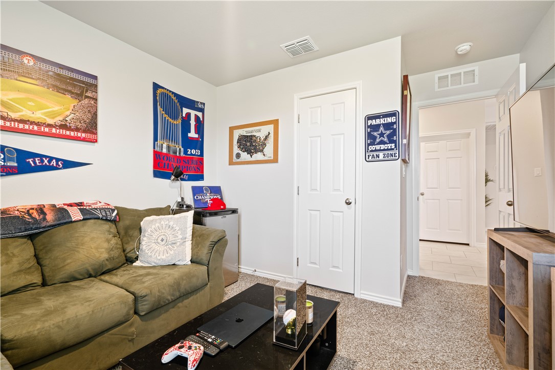 12033 Drogo Dr Property Photo 29