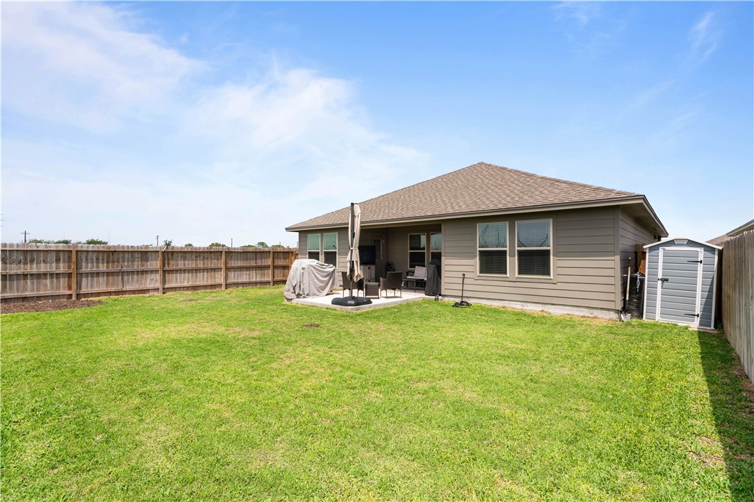 12033 Drogo Dr Property Photo 40
