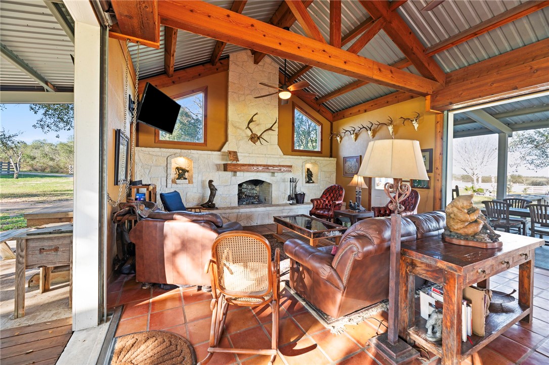 3052 Charco Road Property Photo 22