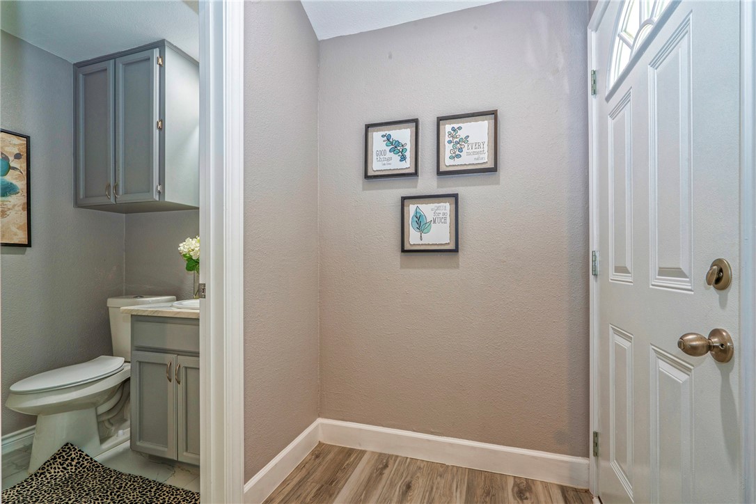 11201 Willowood Creek Unit B Dr Property Photo 7