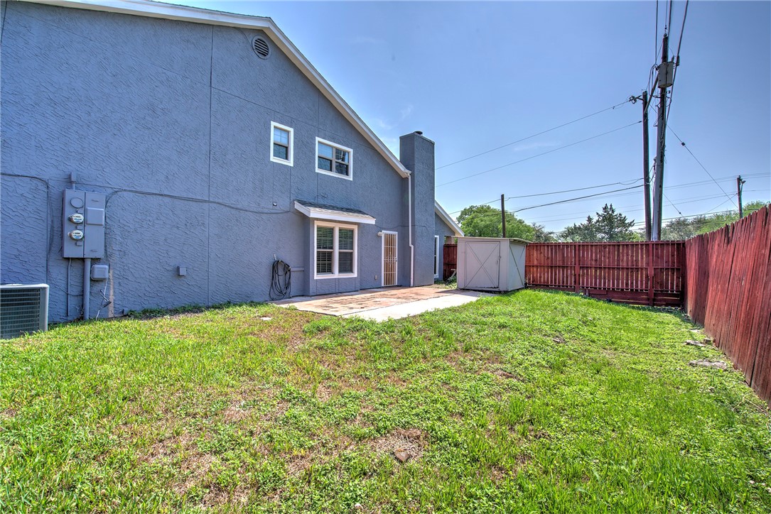 11201 Willowood Creek Unit B Dr Property Photo 24