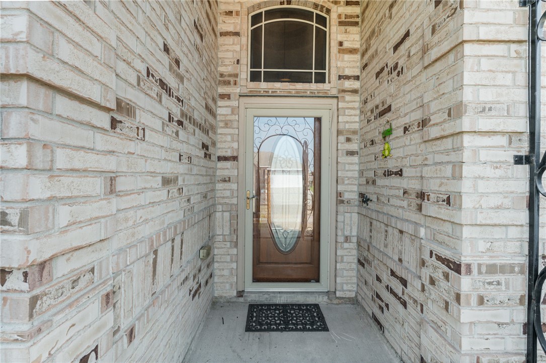 5713 Aava Property Photo 3