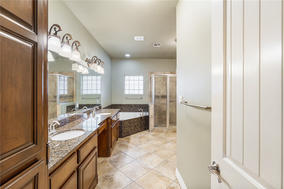 5713 Aava Property Photo 17