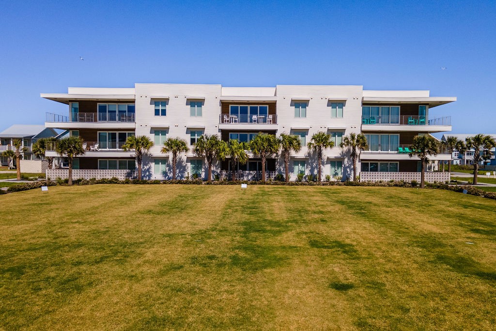 630 W Center 104 Property Photo 4