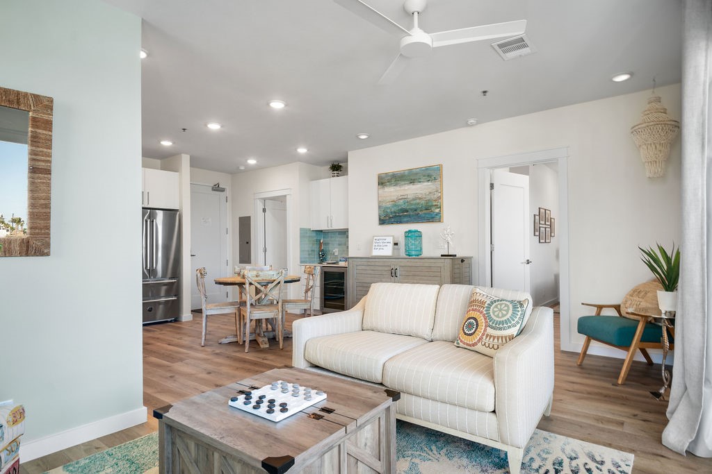 630 W Center 104 Property Photo 17