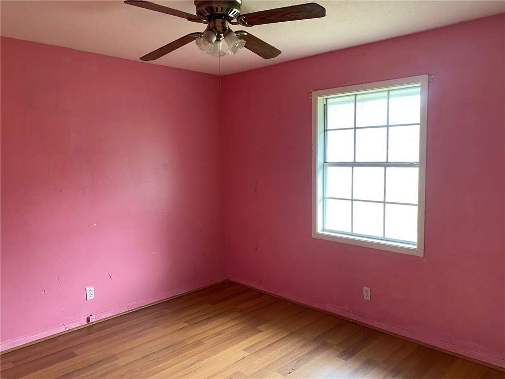 1709 Olmos Cir Property Photo 8