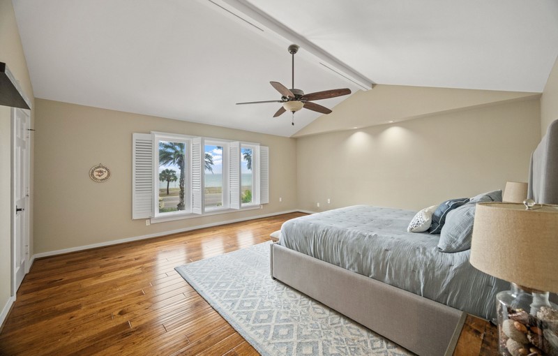 5541 Ocean Dr Property Photo 20