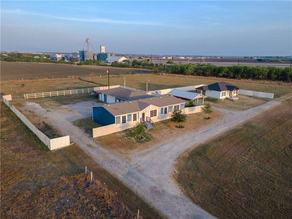 3924 Fm 24 B Property Photo 3