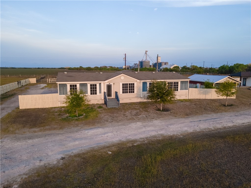 3924 Fm 24 B Property Photo 6