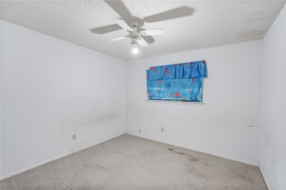 2001 Saint Charles Dr Property Photo 8