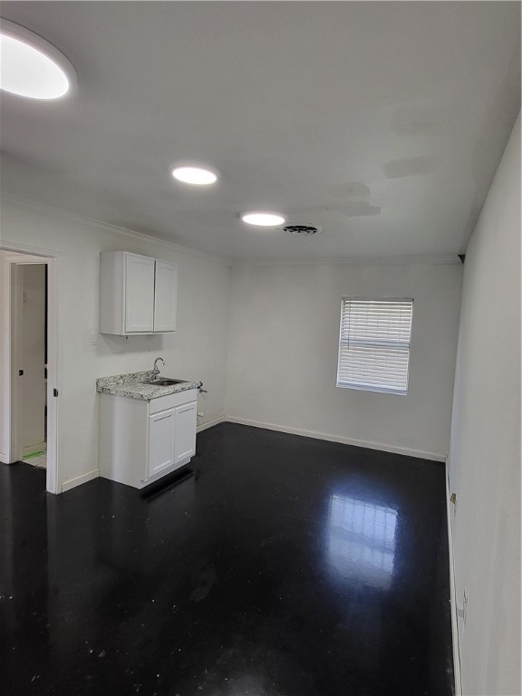 4802 Everhart Property Photo 8