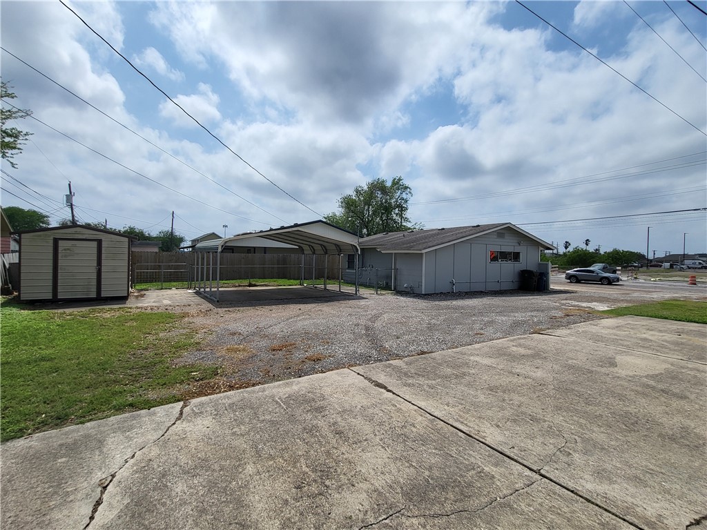 4802 Everhart Property Photo 11