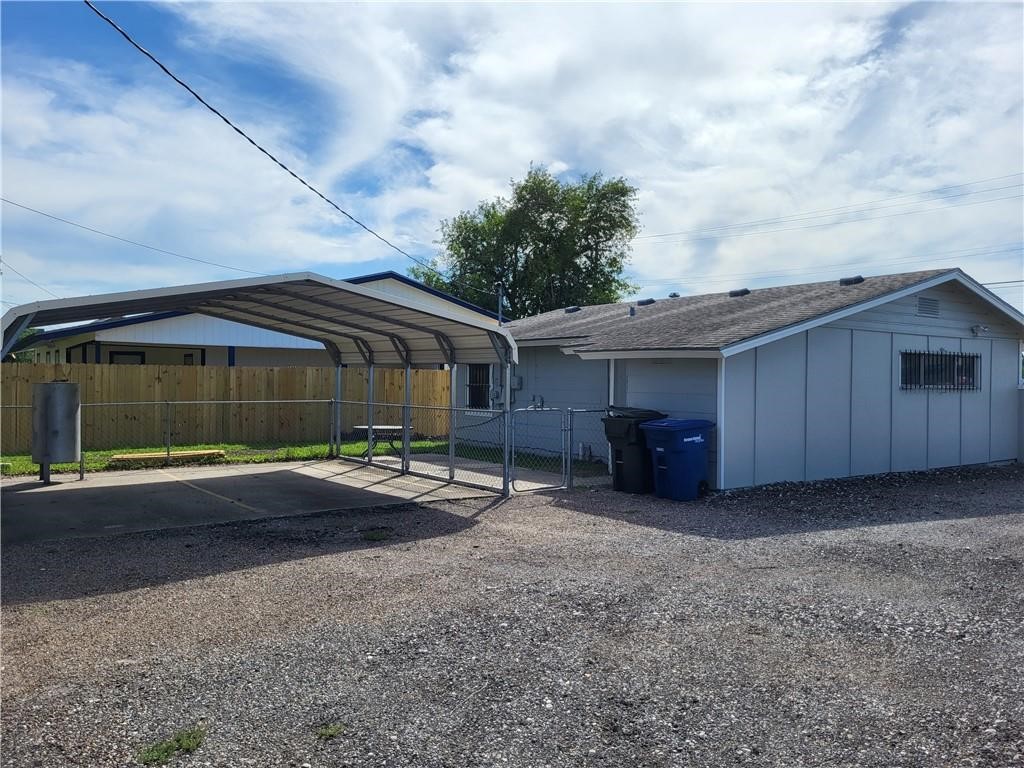 4802 Everhart Property Photo 12