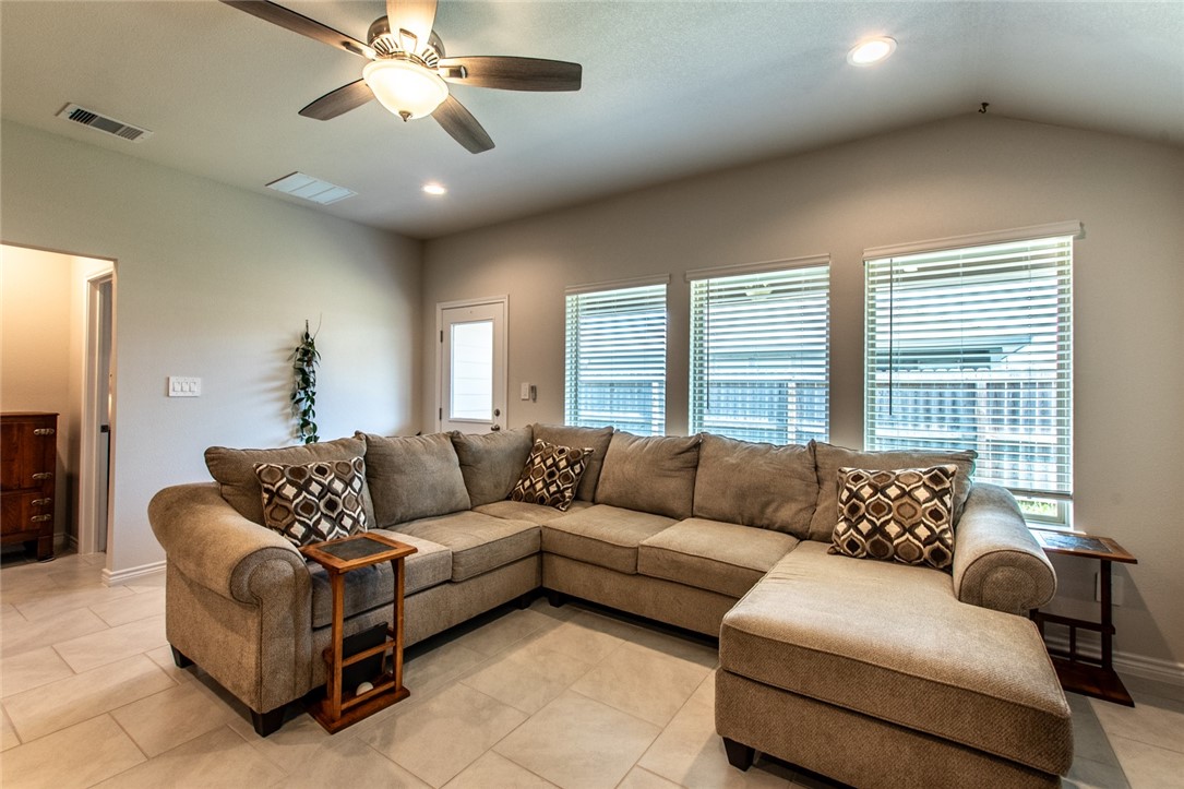 2330 Restful Lane Property Photo 5